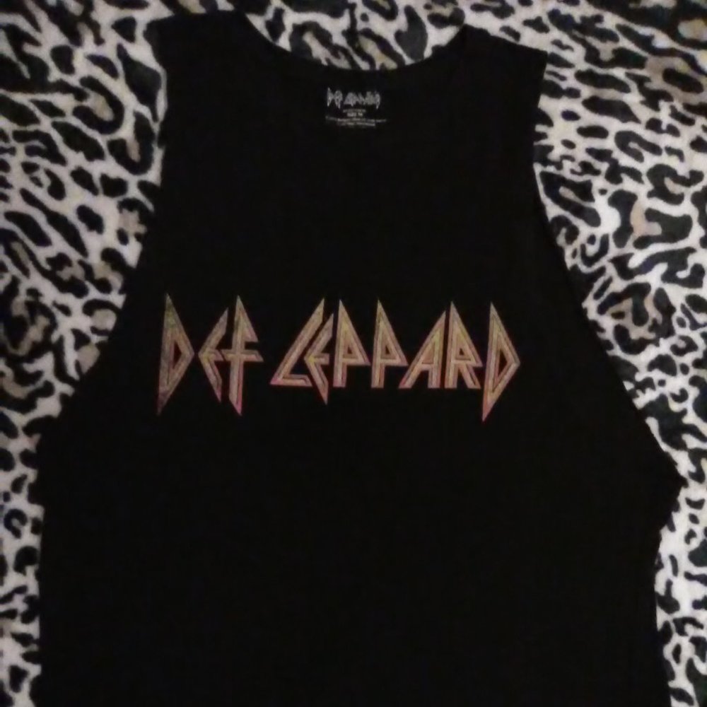 Def Leppard tee